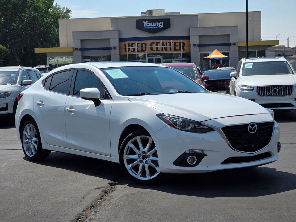 2015 MAZDA Mazda3