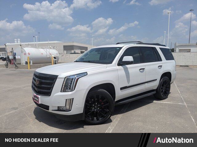 2020 CADILLAC Escalade