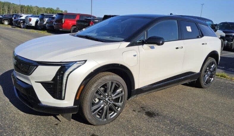 2025 CADILLAC Optiq
