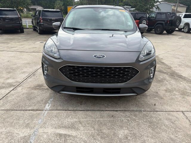 2021 FORD Escape