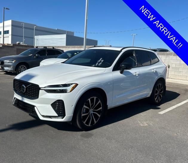 2024 VOLVO XC60