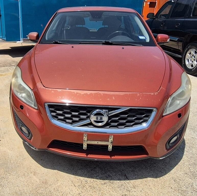 2013 VOLVO C30