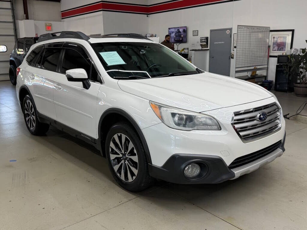 2016 SUBARU Outback