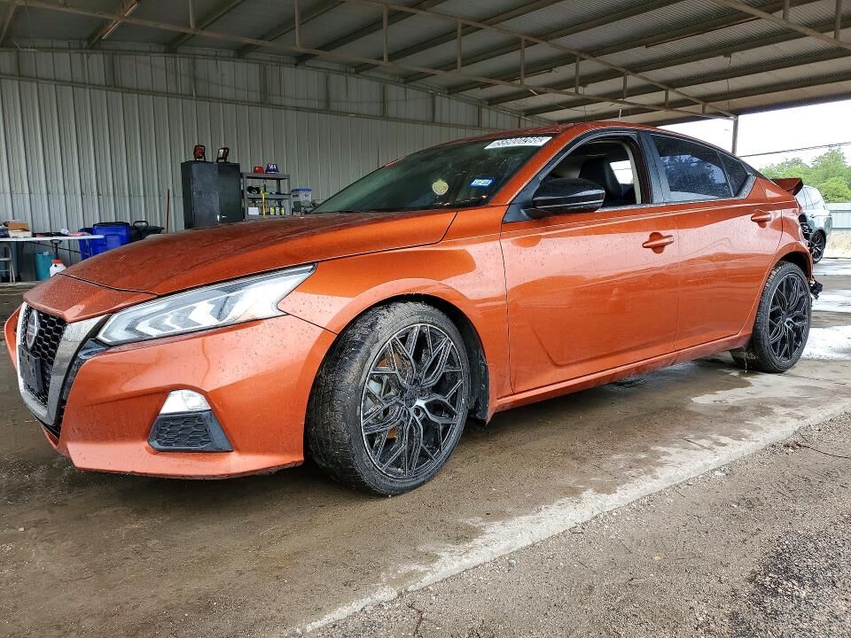 2021 NISSAN Altima