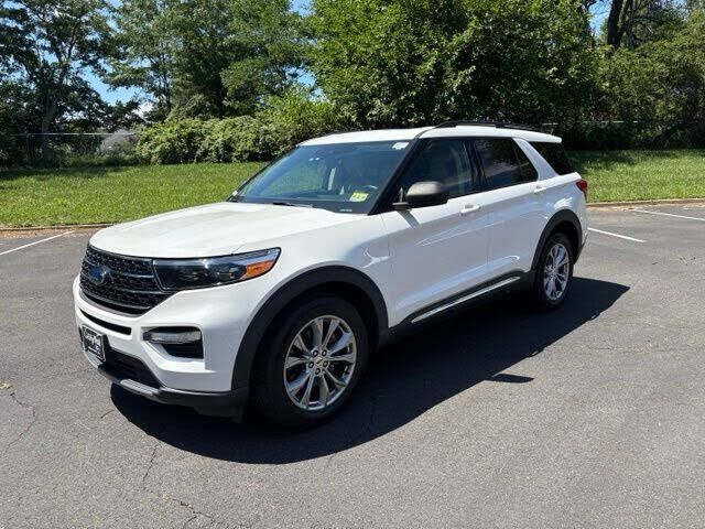 2021 FORD Explorer