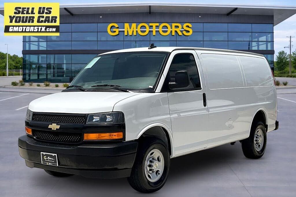 2023 CHEVROLET Express