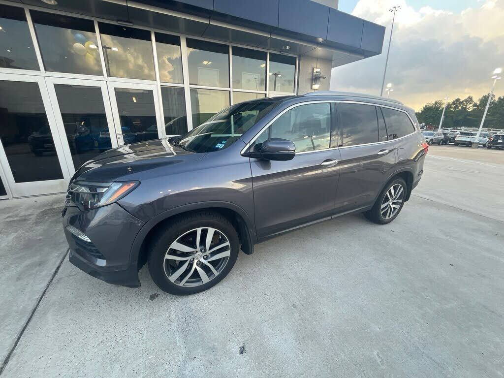 2017 HONDA Pilot