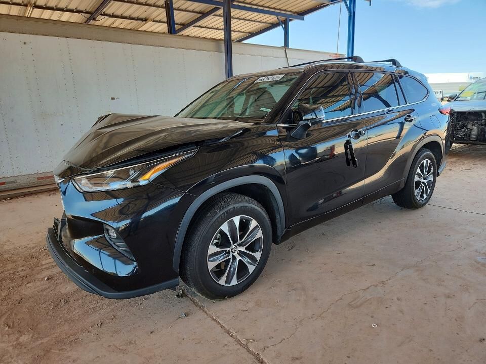2021 TOYOTA Highlander