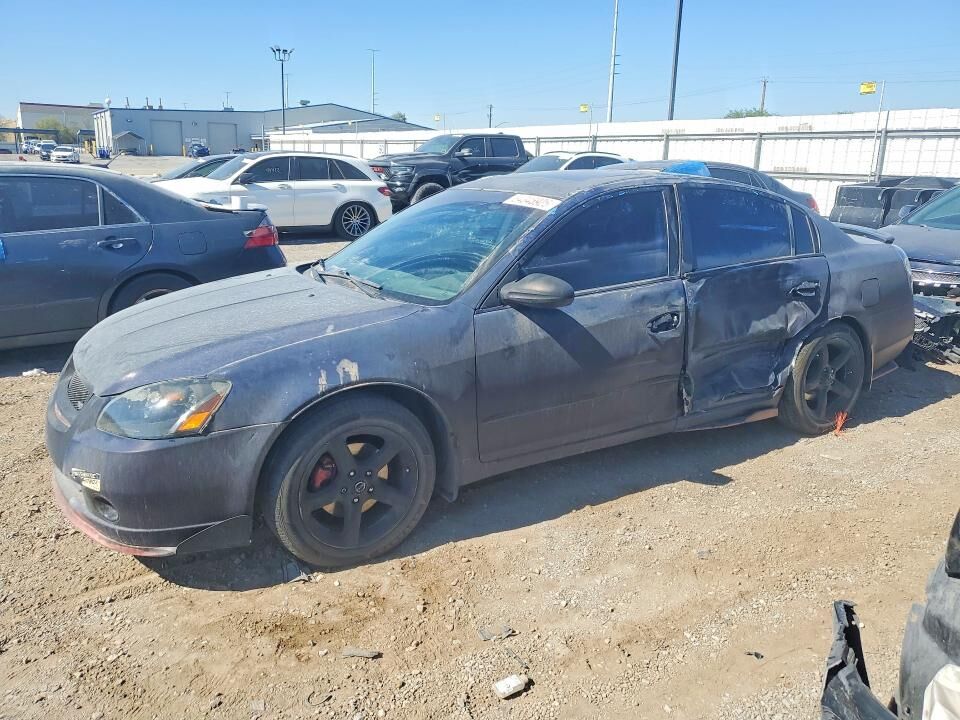 2005 NISSAN Altima