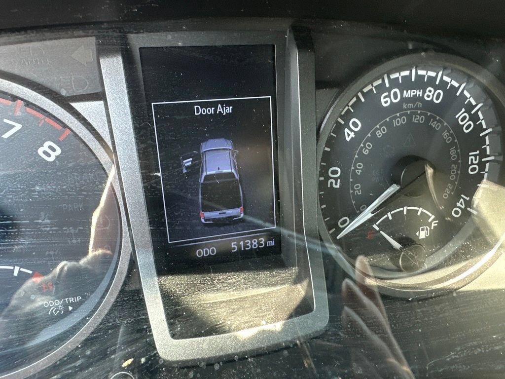 2019 TOYOTA Tacoma