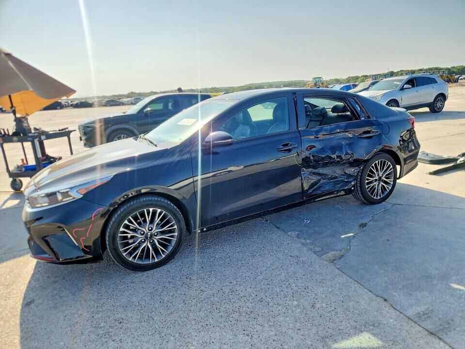 2023 KIA Forte