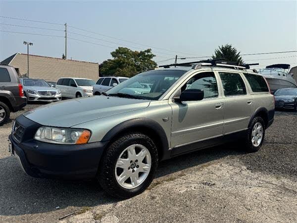 2005 VOLVO XC70