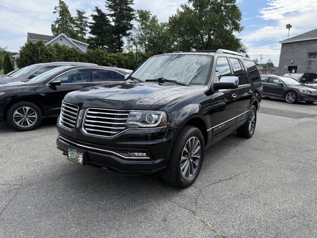 2017 LINCOLN Navigator