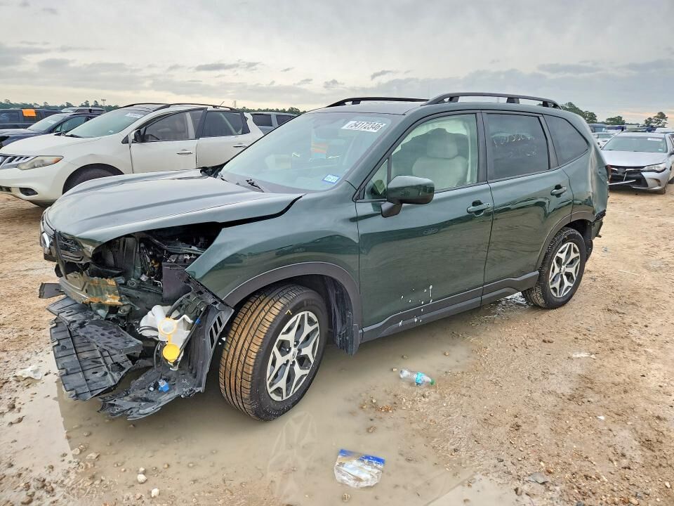 2023 SUBARU Forester