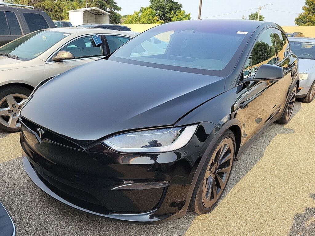 2024 TESLA Model X