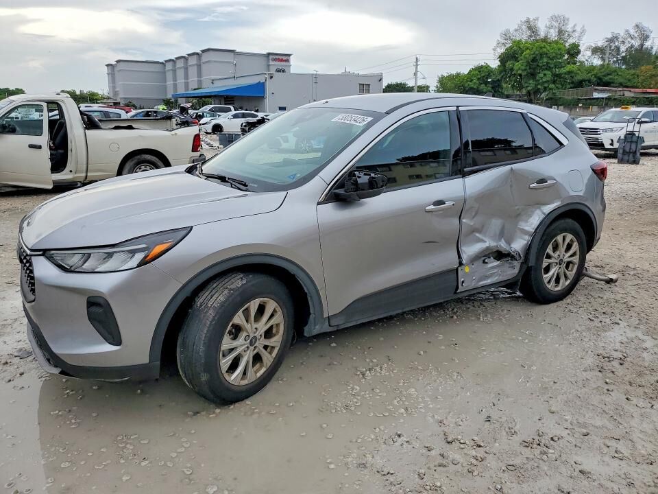 2024 FORD Escape