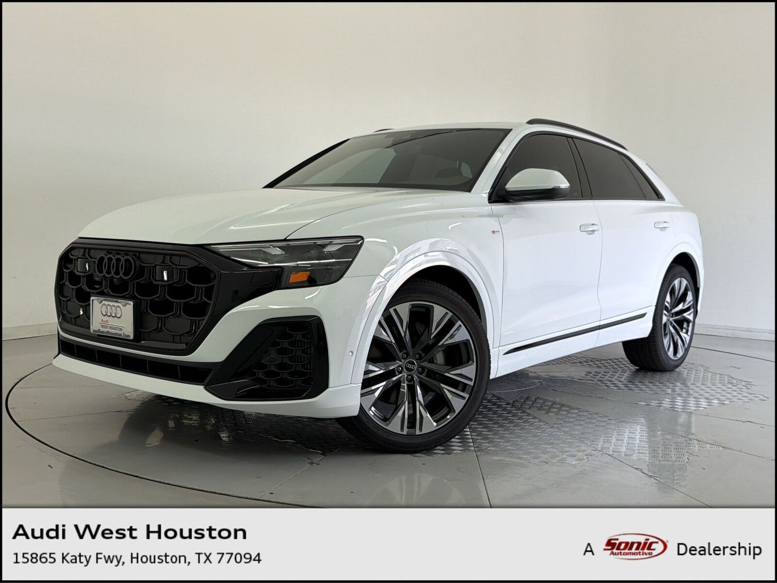 2026 AUDI Q8