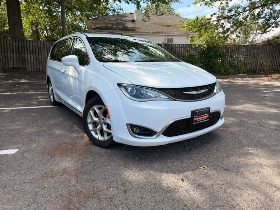 2020 CHRYSLER Pacifica