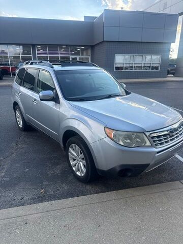 2012 SUBARU Forester