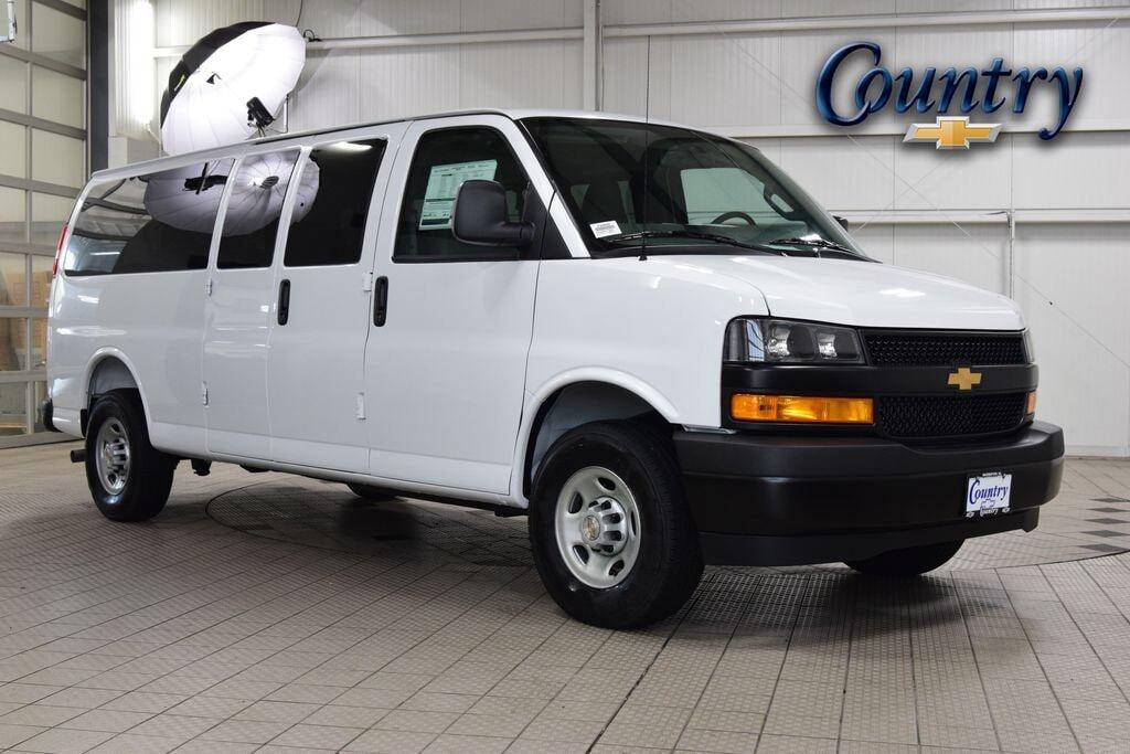 2026 CHEVROLET Express