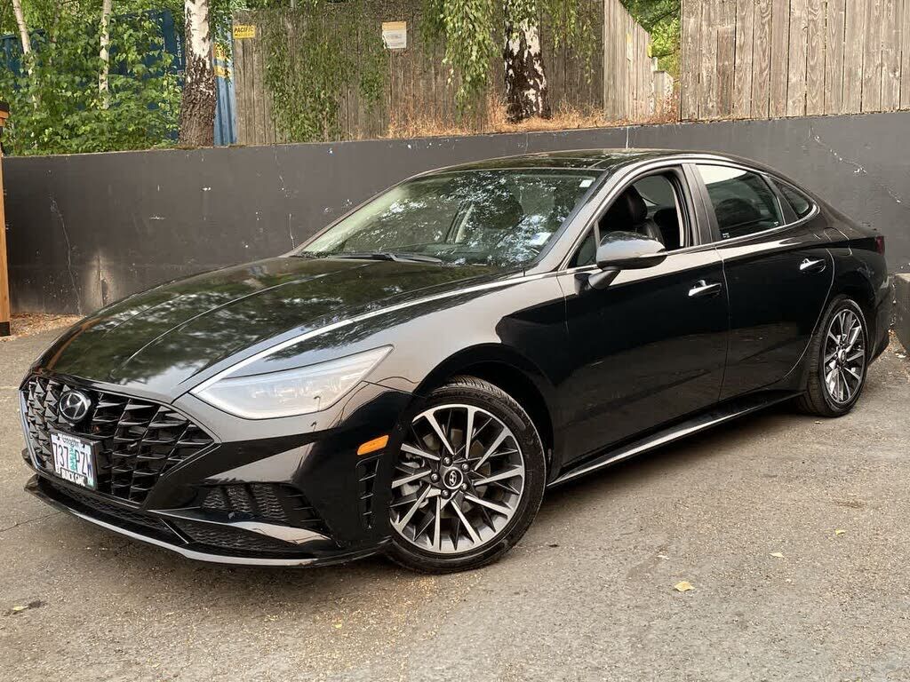 2022 HYUNDAI Sonata