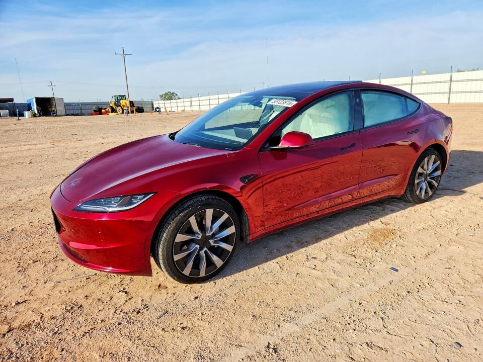 2025 TESLA Model 3