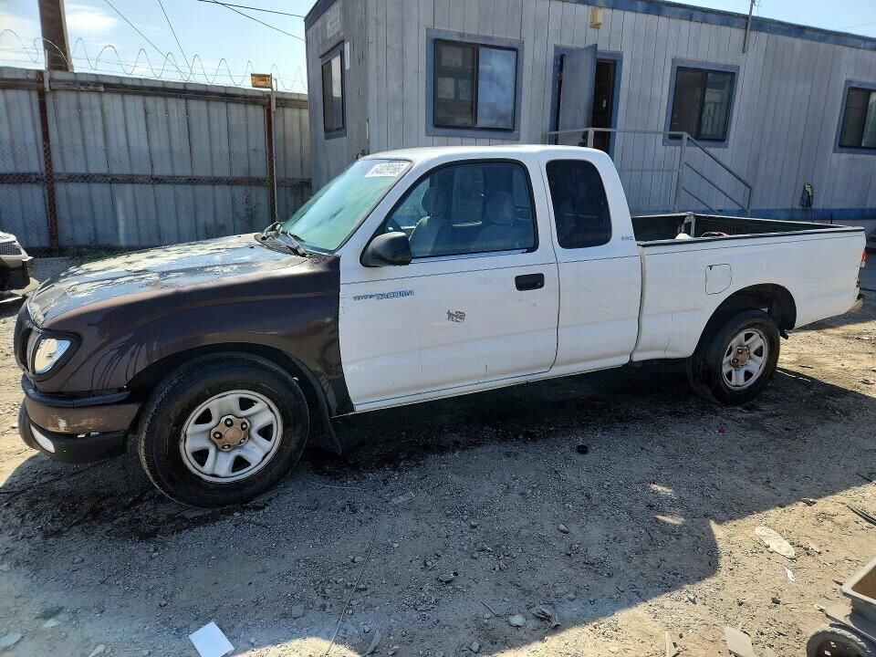 2002 TOYOTA Tacoma