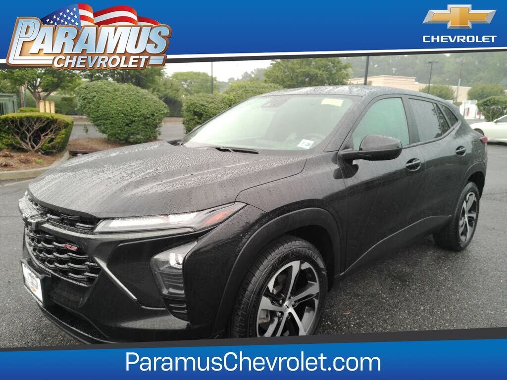 2024 CHEVROLET Trax