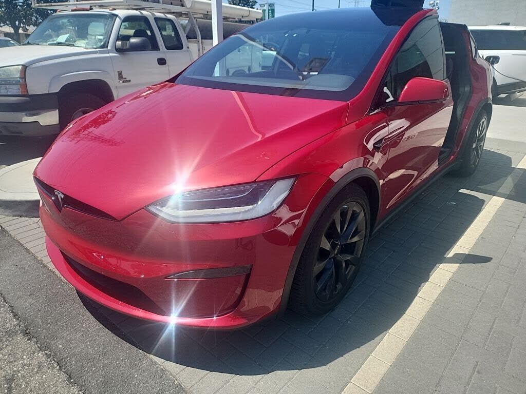 2023 TESLA Model X