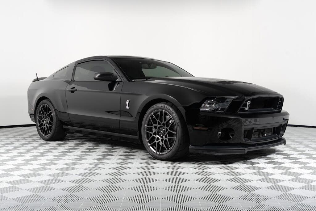 2014 FORD Mustang