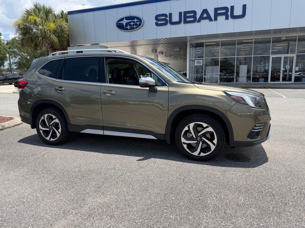 2023 SUBARU Forester