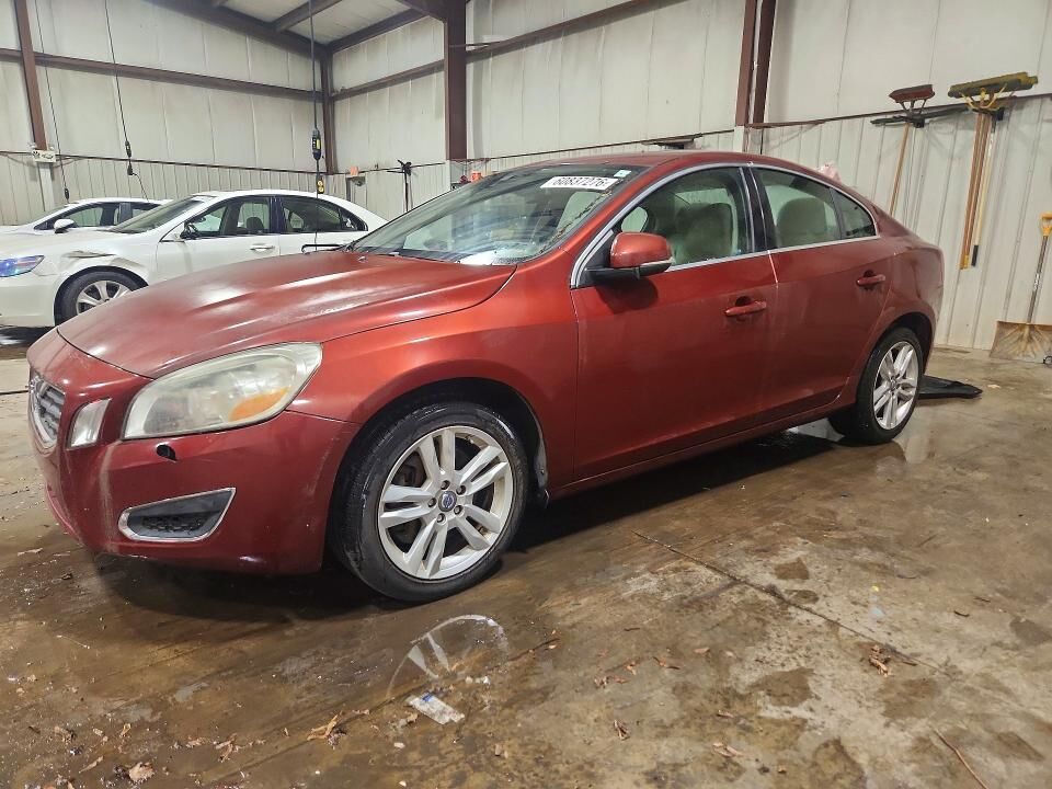 2013 VOLVO S60