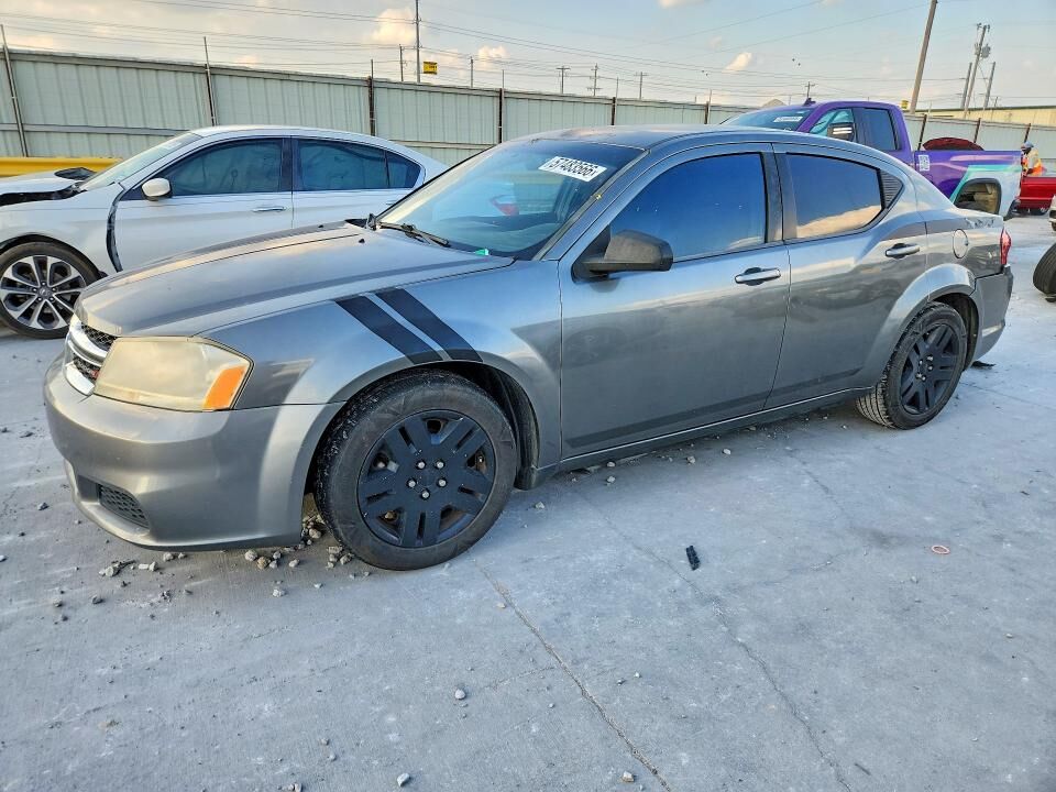 2013 DODGE Avenger