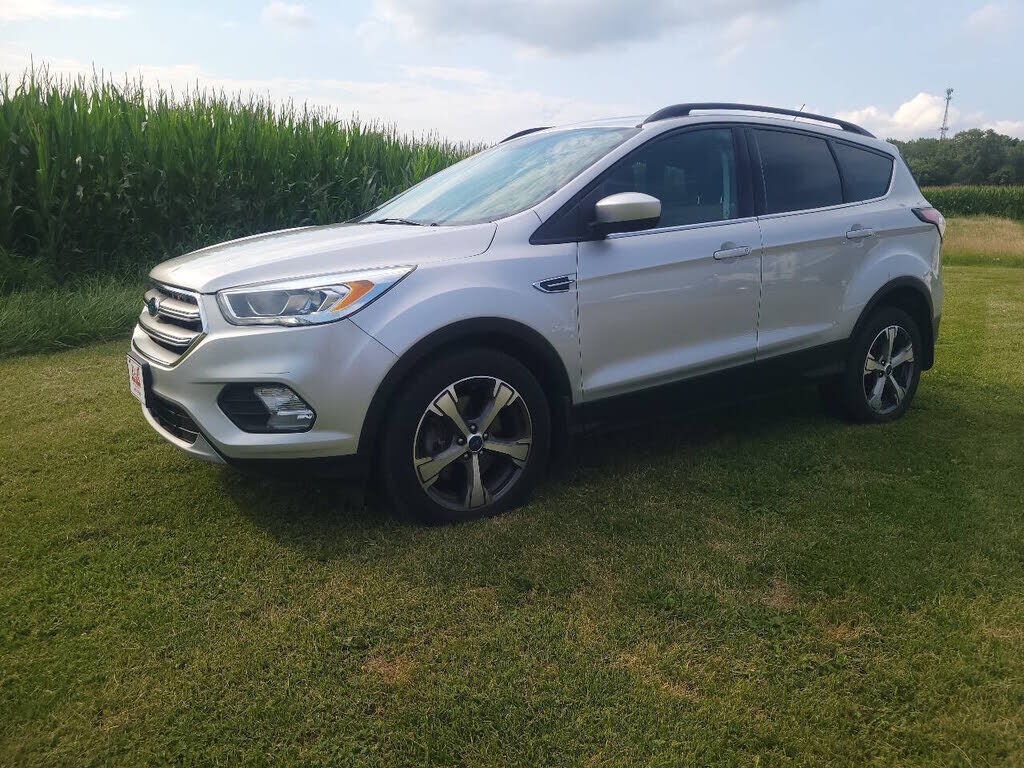 2017 FORD Escape