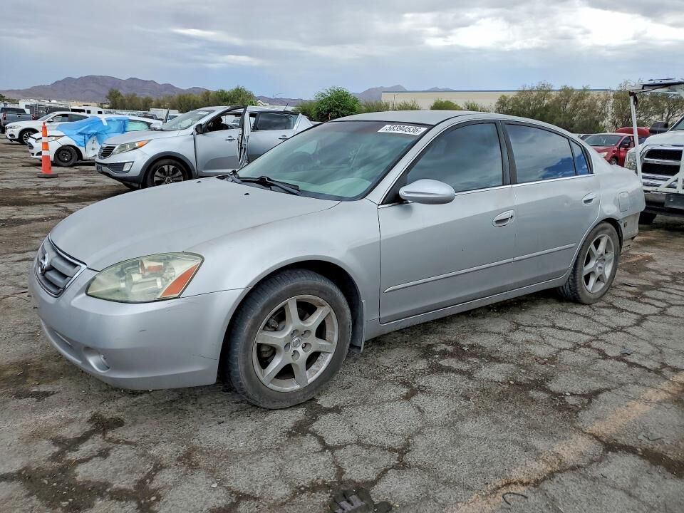 2004 NISSAN Altima