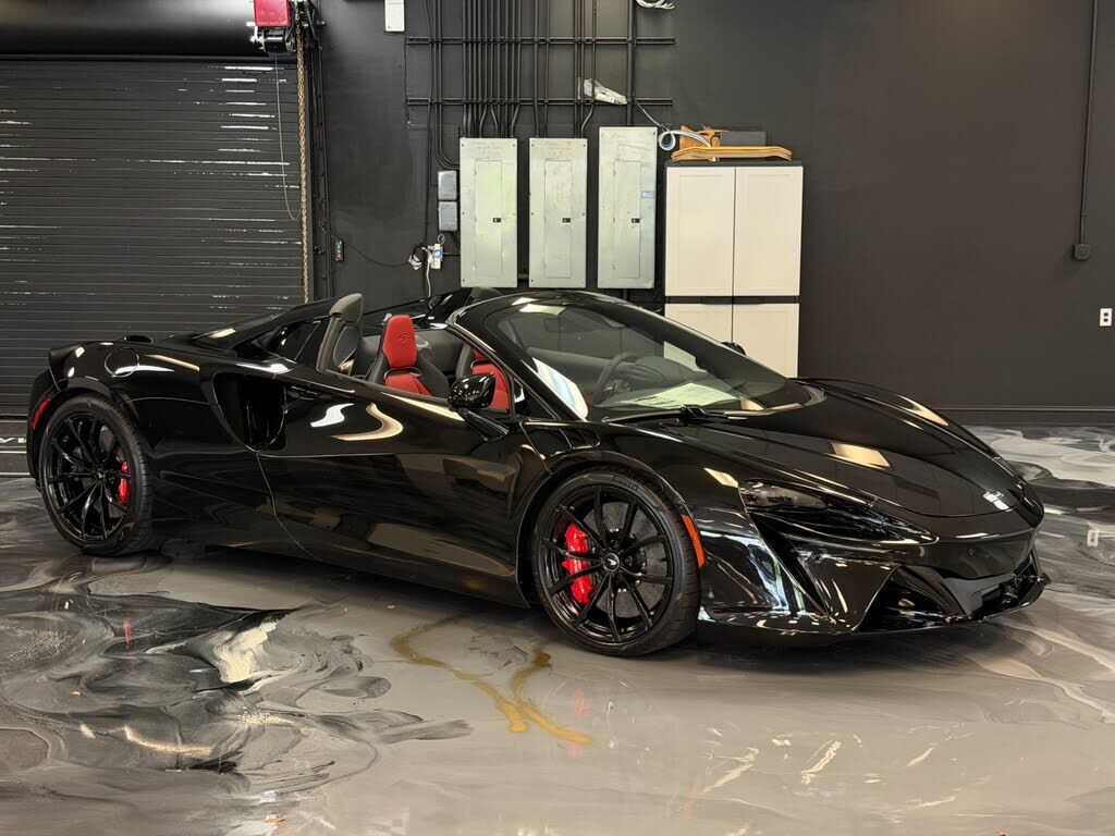2026 MCLAREN ARTURA