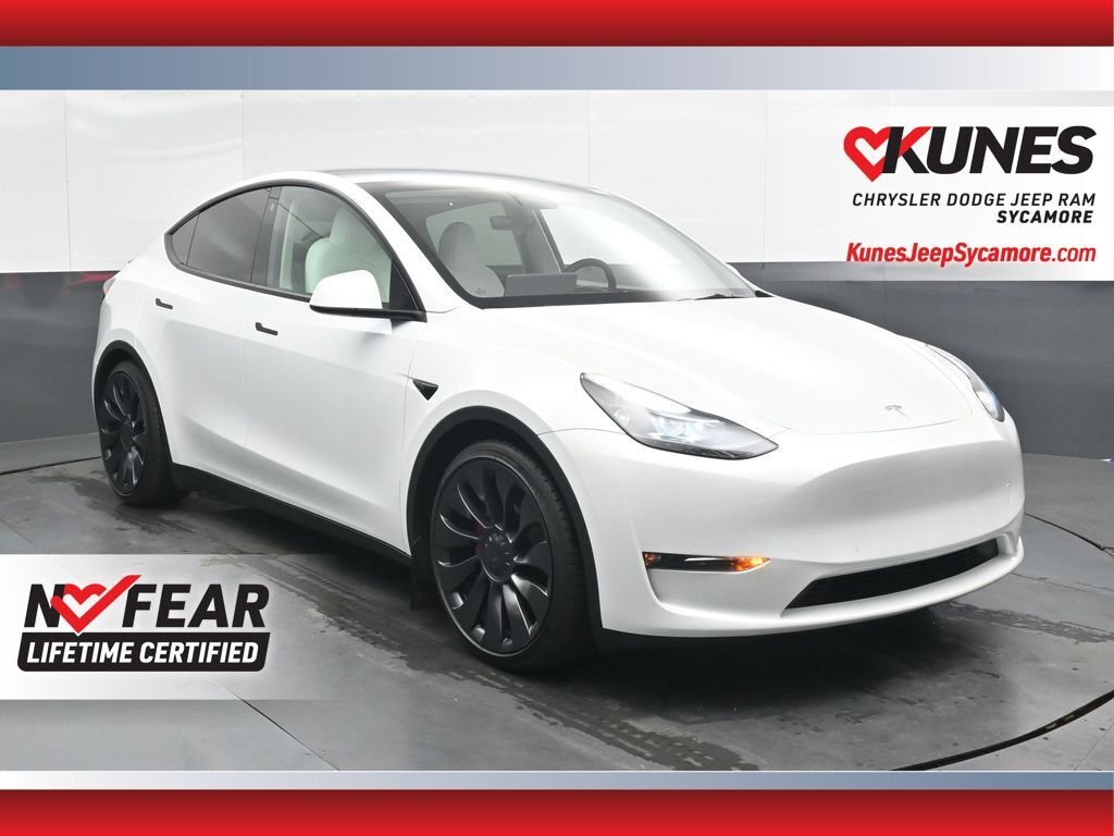 2023 TESLA Model Y