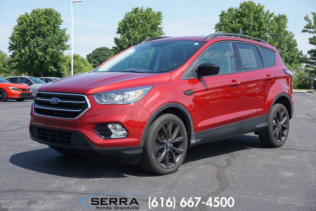 2018 FORD Escape
