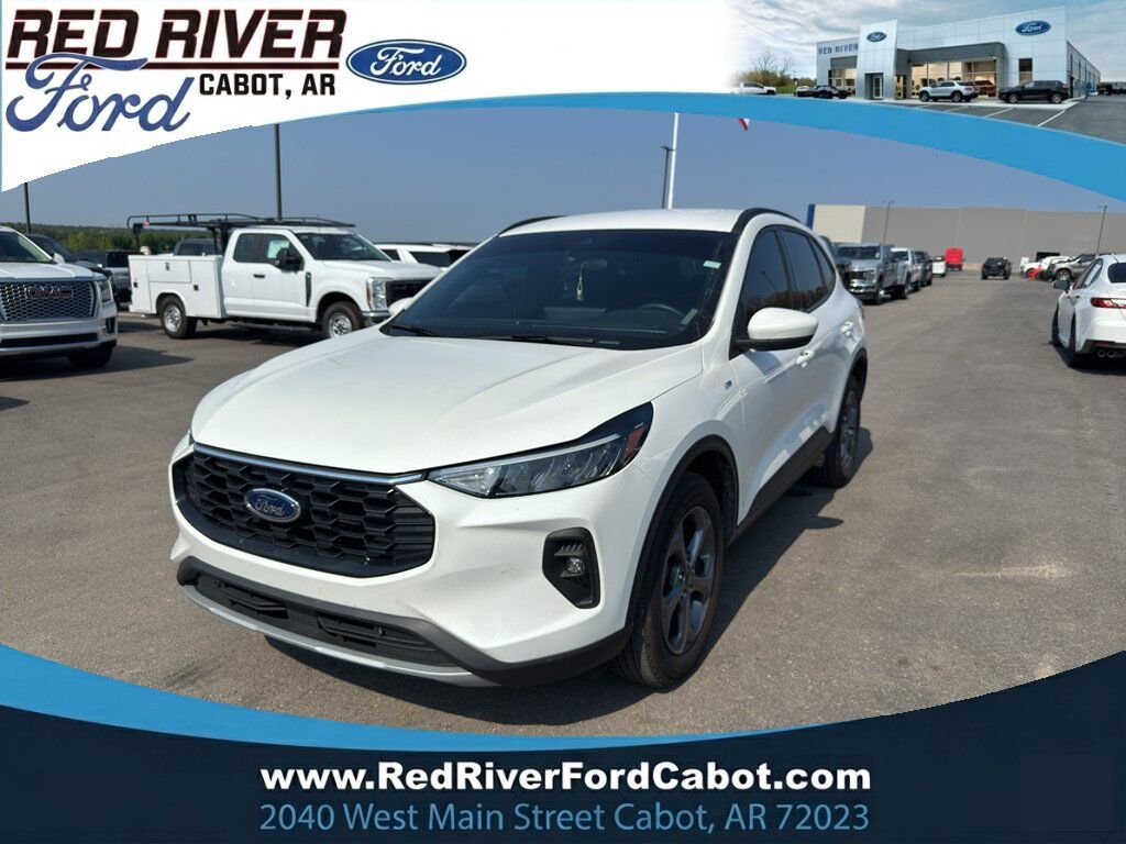 2025 FORD Escape