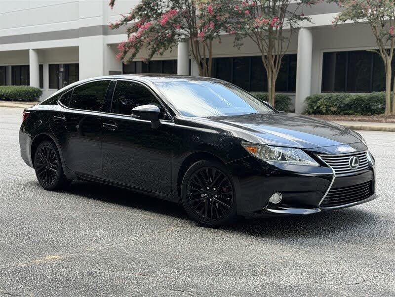 2013 LEXUS ES