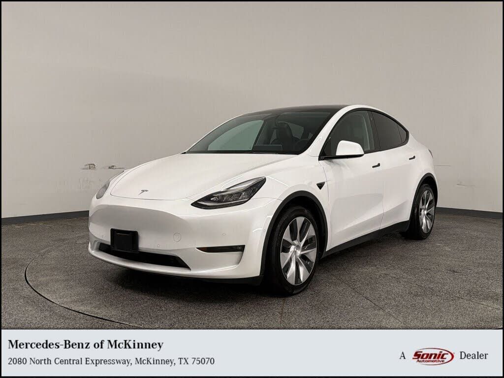 2021 TESLA Model Y