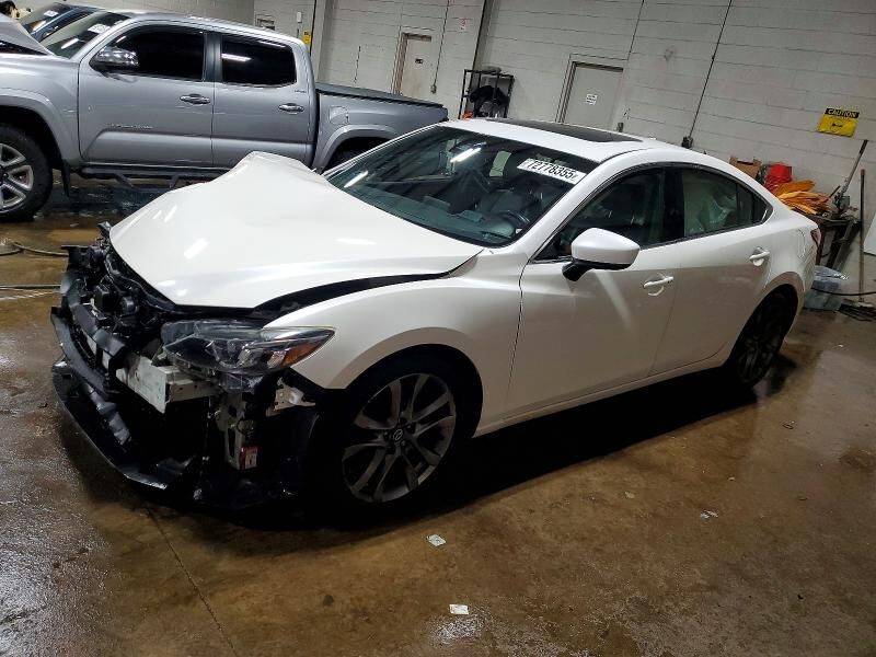 2017 MAZDA Mazda6