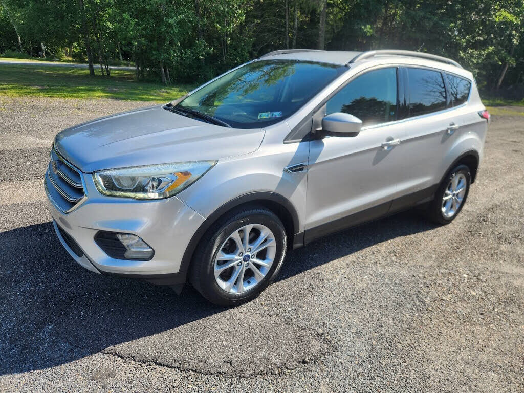 2017 FORD Escape