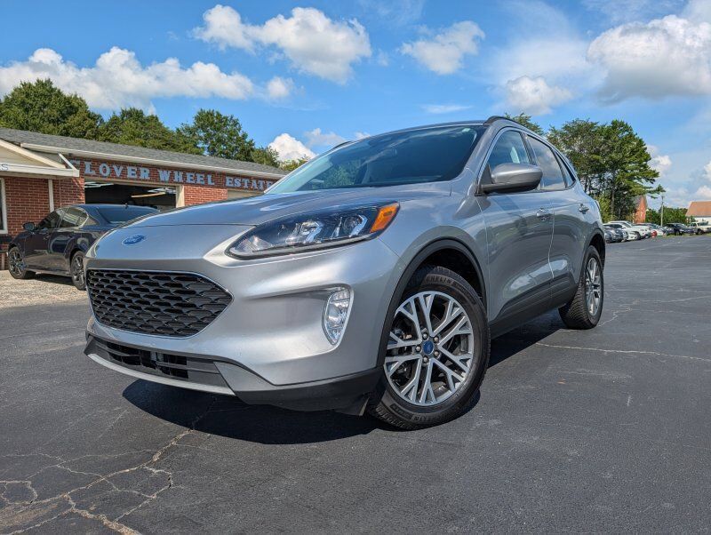 2021 FORD Escape