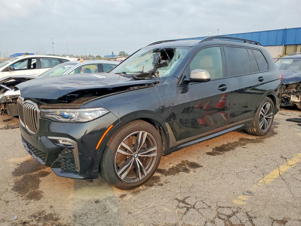 2022 BMW X7