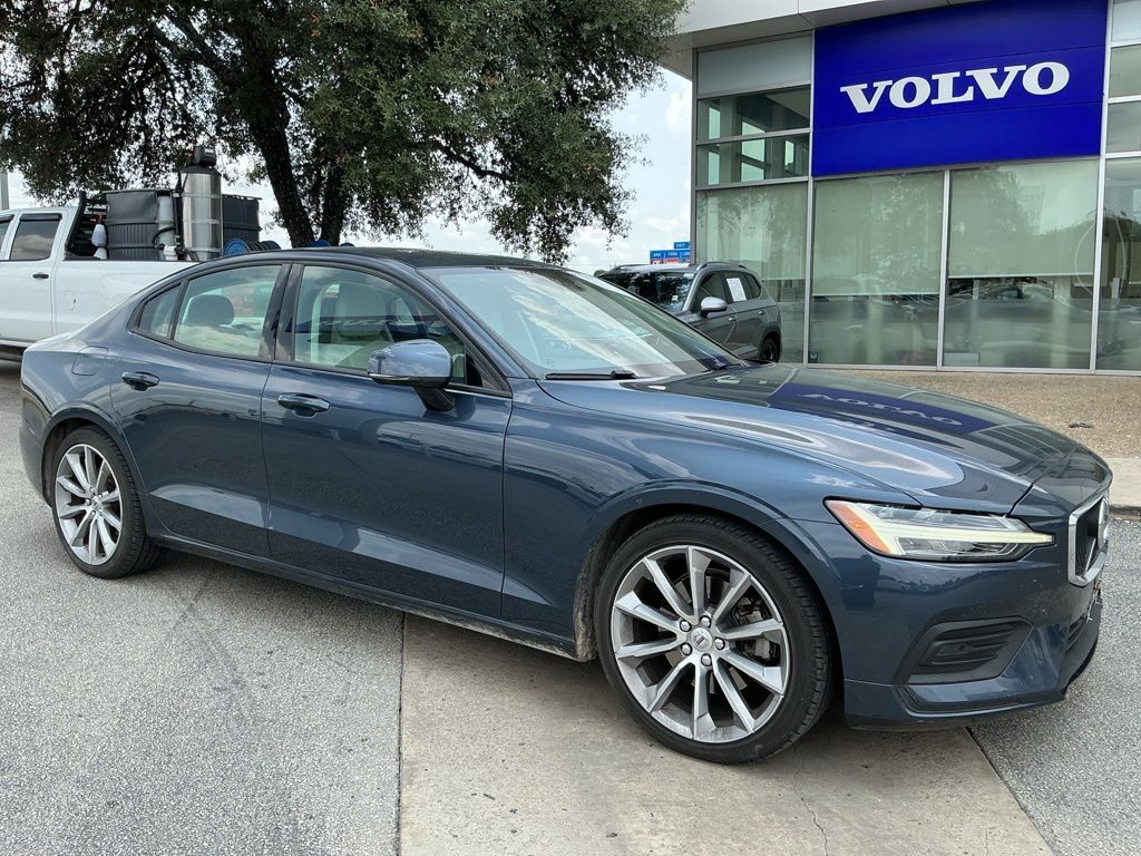 2019 VOLVO S60