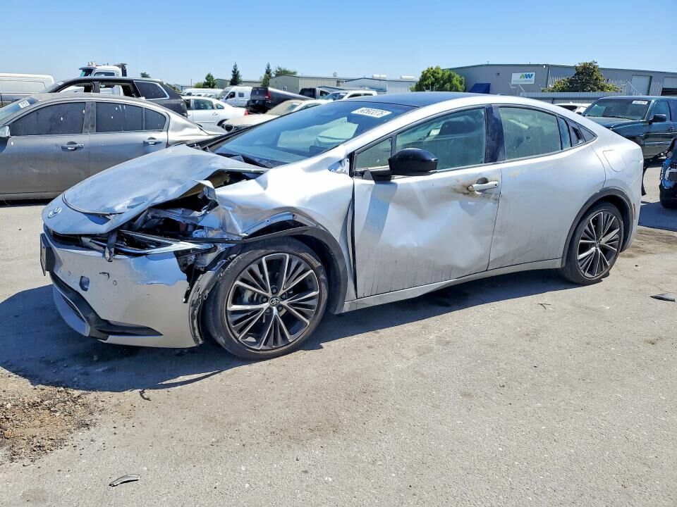 2024 TOYOTA PRIUS