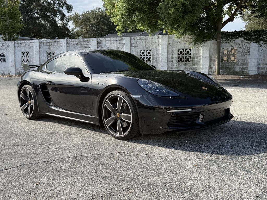 2025 PORSCHE 718