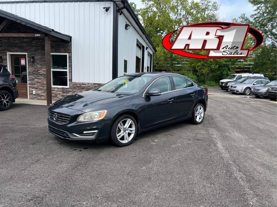 2015 VOLVO S60