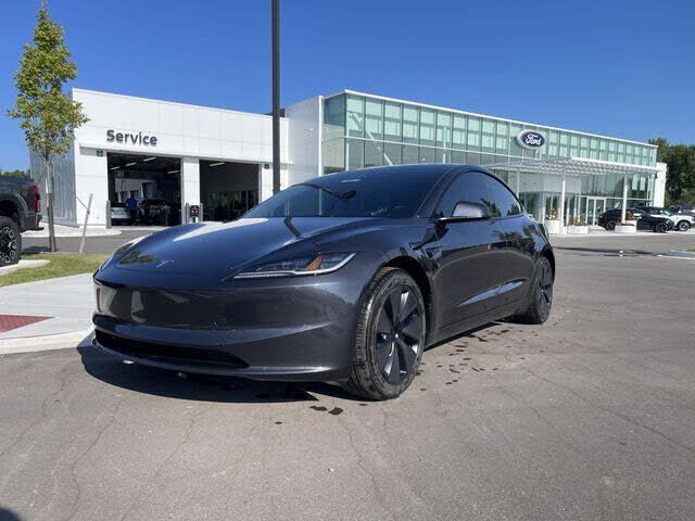 2024 TESLA Model 3